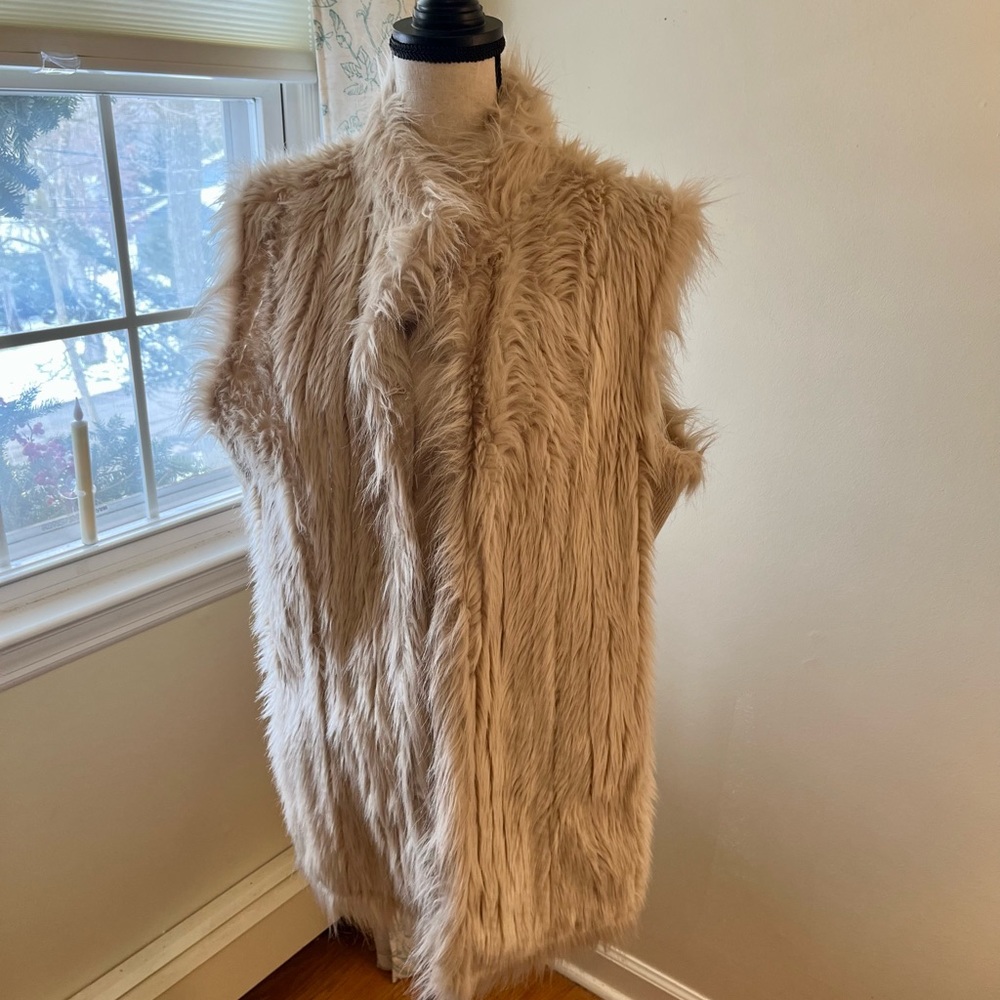 Faux fur vest